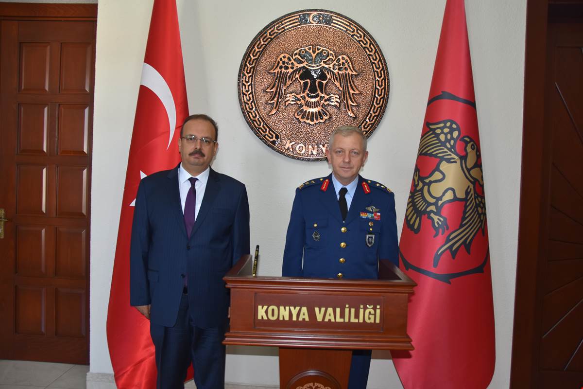 Özlü’den Canbolat’a ziyaret