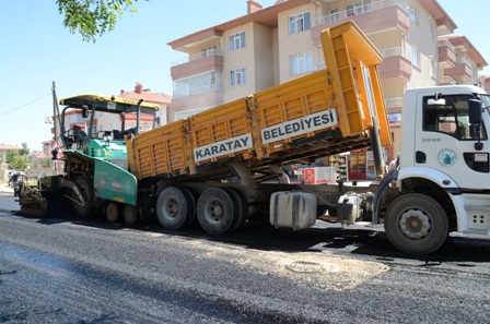 Asfalt işçilerine Başkan Hançerli'den teşekkür