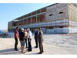 Vali Meral, spor yatırımlarını inceledi