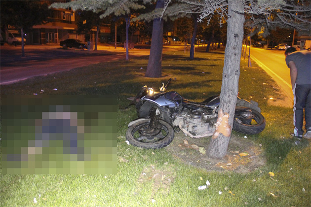 Konya'da motosiklet ağaçlara çarptı: 1 ölü, 1 yaralı