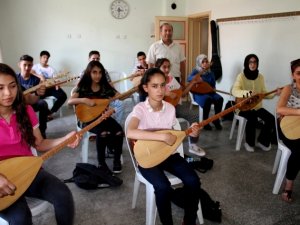 Seydişehir'de uzun sap bağlama kursu