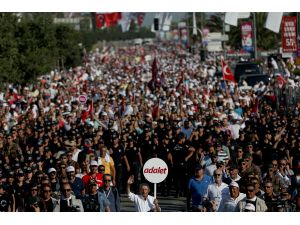 Yürüyüş mitingle tamamlandı