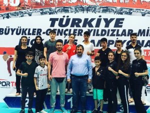Kick Boks takımı 7 madalya ile döndü