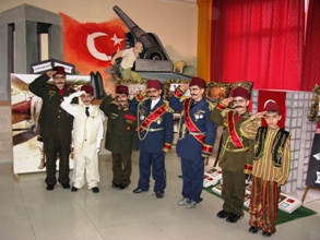 Çanakkale resim sergisi açıldı