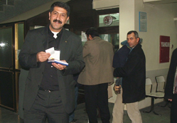 Acil  servise acil çözüm bekleniyor!