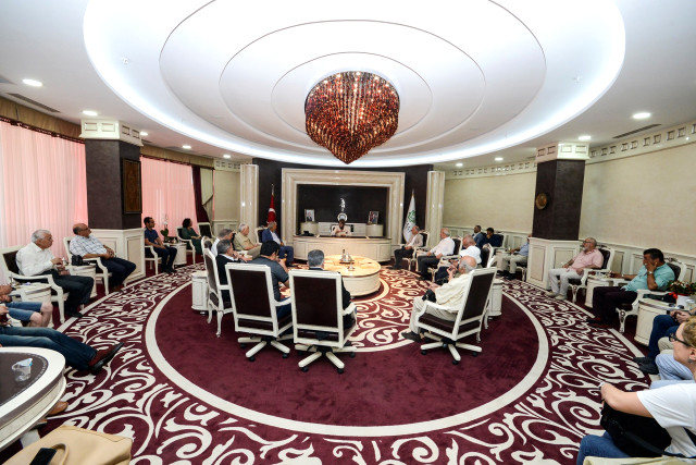 Tarihi Çarşılar Federasyonu'ndan Başkan Toru'ya Ziyaret