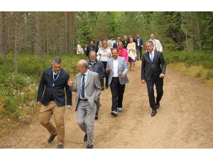 Çevre ve Şehircilik Bakanı Özhaseki Estonya'da