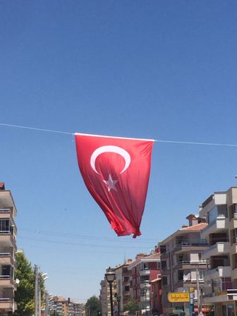 Mahalleli caddenin isminin değişmesini istiyor