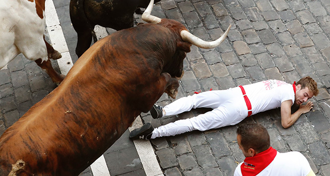 İspanya’da boğa koşusunun son günü: 10 yaralı