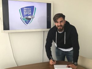 Muhammet Karpuz Anadolu selçukspor’da