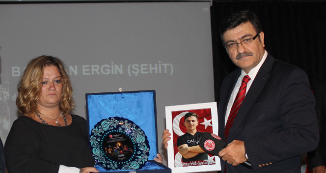 Prof. Dr. Hacısalihoğlu: “Cumhurbaşkanını hiç kimsenin yalnız bırakmaya hakkı yoktur”