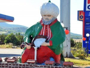 Nasreddin Hoca heykeline tepki