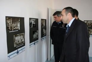 Hastanede fotoğraf sergisi açıldı