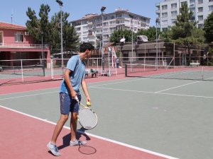 Teniste 15 Temmuz anma turnuvası yapıldı