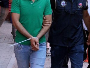 İzmir'de FETÖ/PDY operasyonu