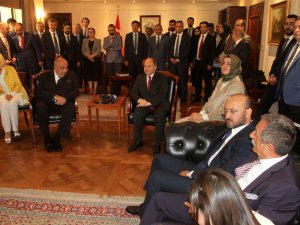 Türkeş görevi devretti: Aynı gemideyiz