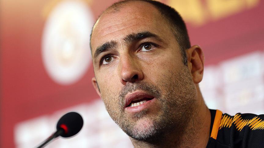 Tudor'la basın arasında gergin anlar