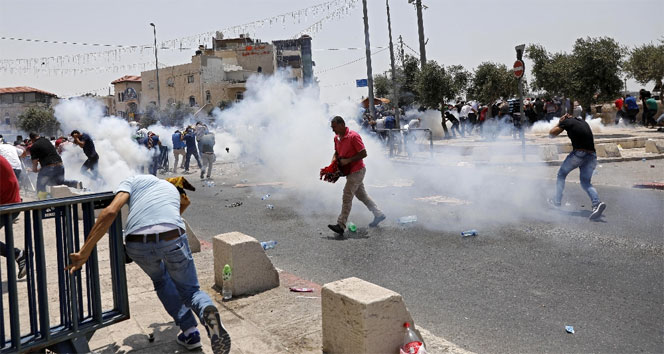İsrail polisi bir Filistinli genci öldürdü