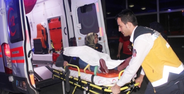 Karaman'da Trafik Kazası: 8 Yaralı