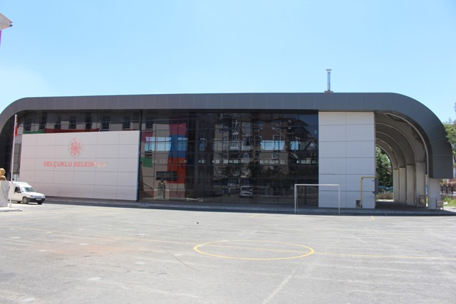 Selçuklu’da spor büyüyor; Şehit Fikret Aksungur Spor Salonu