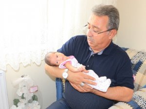 Başkan Hançerli üçüz bebek ziyaretinde
