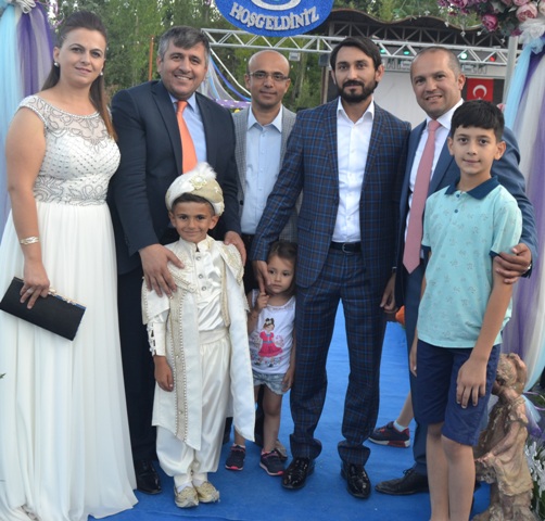 Güven Ailesinin sünnet mutluluğu