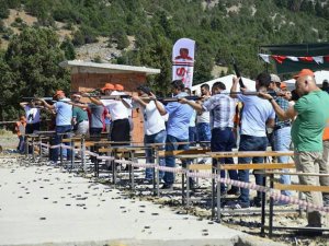 Huğlu'da "tek kurşun atış müsabakaları"