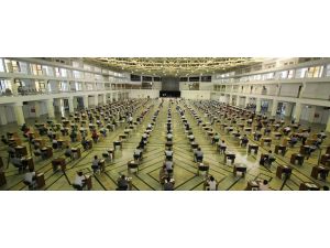 Özbekistan'da GSM hizmetleri üniversite sınavı için durduruldu