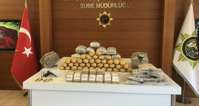 Balkan rotasını kullanan uluslararası uyuşturucu şebekesi çökertildi: 18 gözaltı
