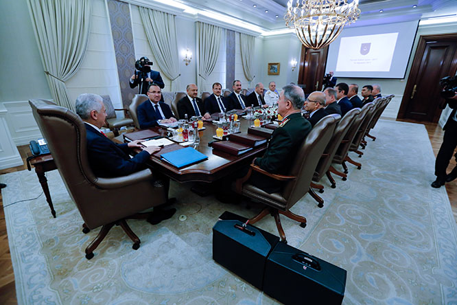 Yüksek Askeri Şura toplantısı