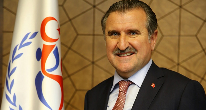 Bakan Osman Aşkın Bak, Dünya İkincisi Ayşe Ceren Yeşilbaş’ı kutladı
