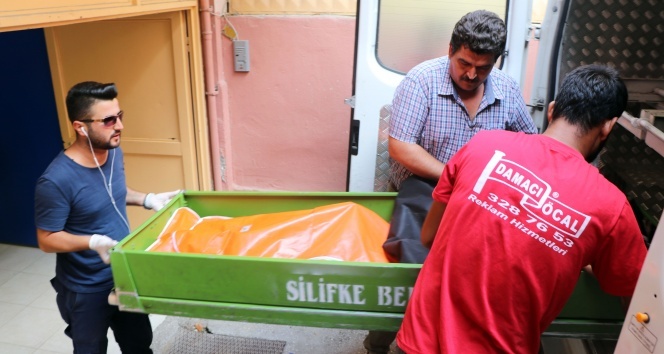 Yangında hayatını kaybeden 2 çocuğun cenazesi ailelerine teslim edildi