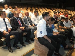 Konya’daki berberlere saç kesimi ve renklendirme eğitimi
