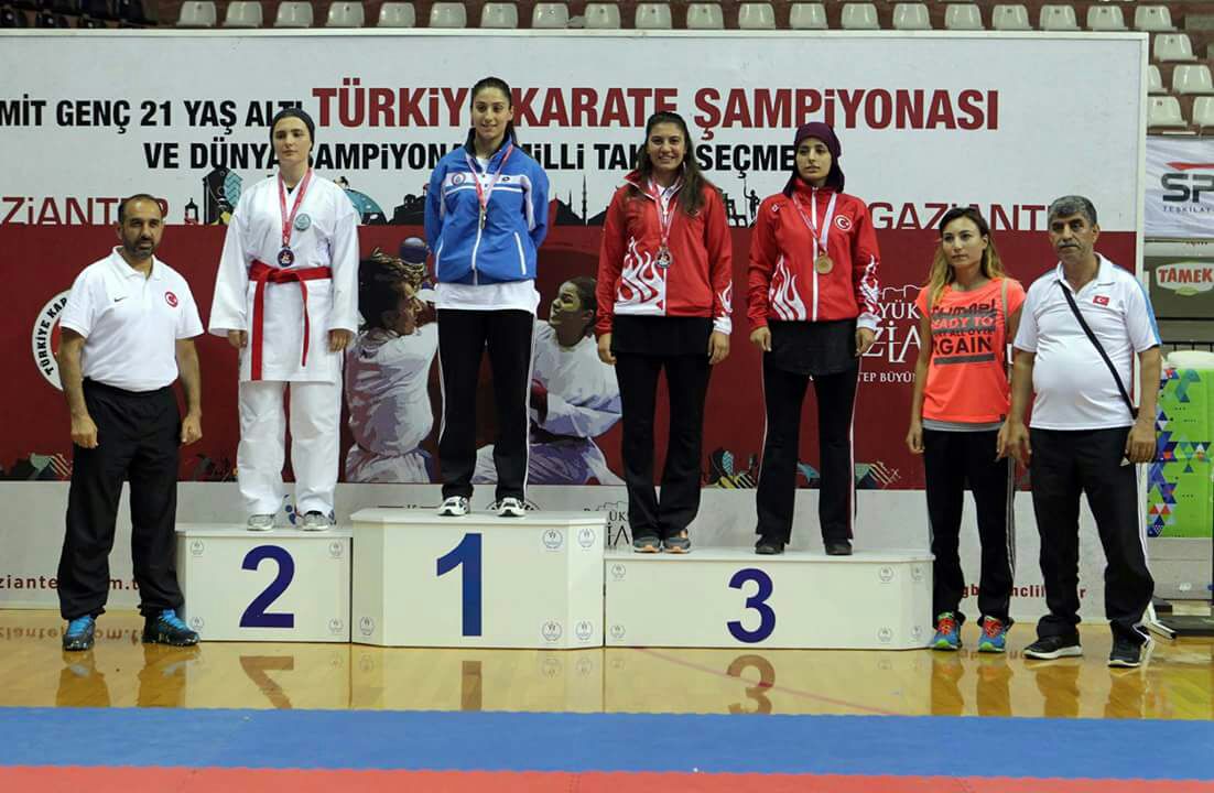 Sümeyra Çiçek'ten bronz madalya