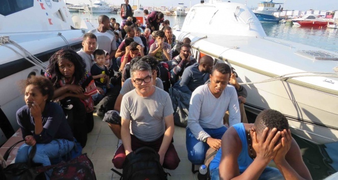 Ayvacık’ta 51 kaçak göçmen yakalandı