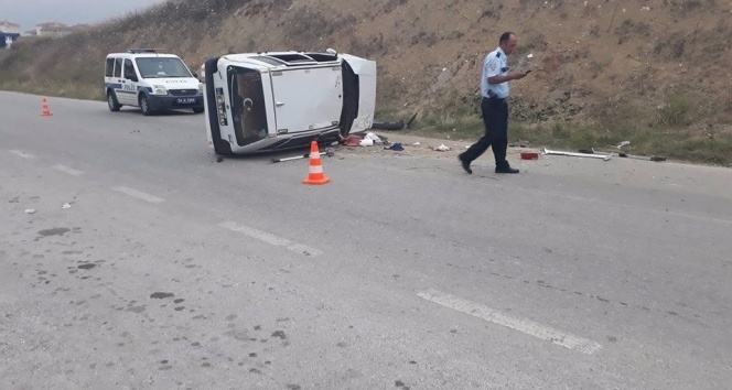Başka araca çarpmamak için manevra yapan otomobil takla attı: 1 ölü, 3 yaralı