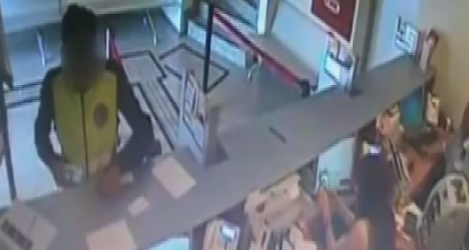 İstanbul'da bir kadını telefonda dolandıran 6 kişi tutuklandı