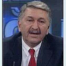 Birisi hâlâ susuyor!