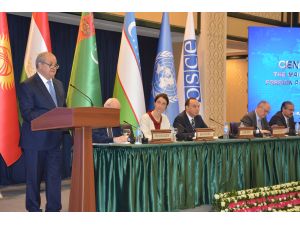 "Orta Asya, Özbekistan Dış Politikasının Esas Önceliği Konferansı"