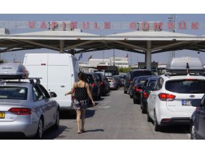 Sınır kapılarında dönüş yoğunluğu