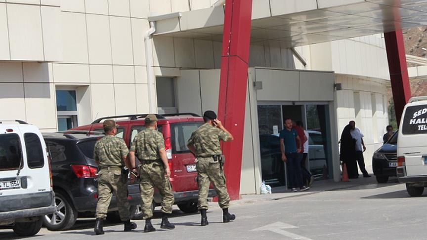 Sivas'ta 31 askerin karın ağrısı şikayetiyle hastaneye başvurması
