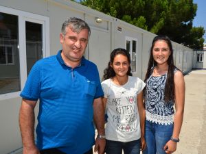 Konteyner sınıftan üniversiteye uzandılar