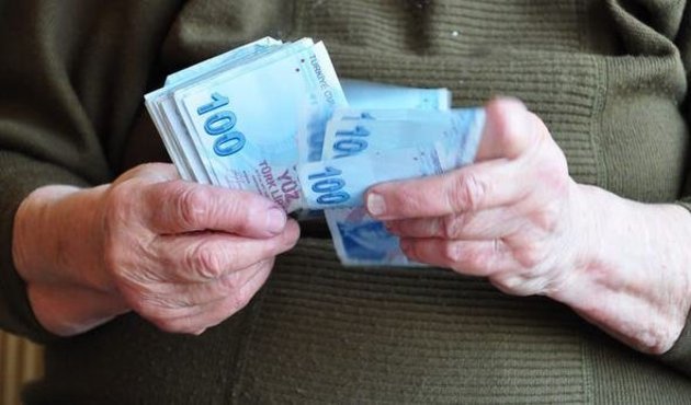 Emekliye yılda 2 maaş ikramiye müjdesi!