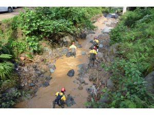 Rize'de kayıp kişiyi arama çalışmaları sürüyor