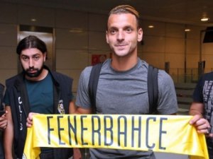 Fenerbahçe yeni transferlerini basına tanıtacak