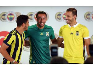Fenerbahçe, yeni transferlerini tanıttı