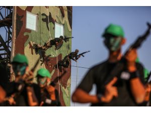 Gazze'de Hamas'ın gençlik kampı