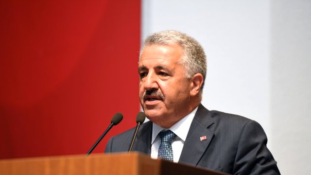 Ulaştırma, Denizcilik ve Haberleşme Bakanı Arslan, Konya'da