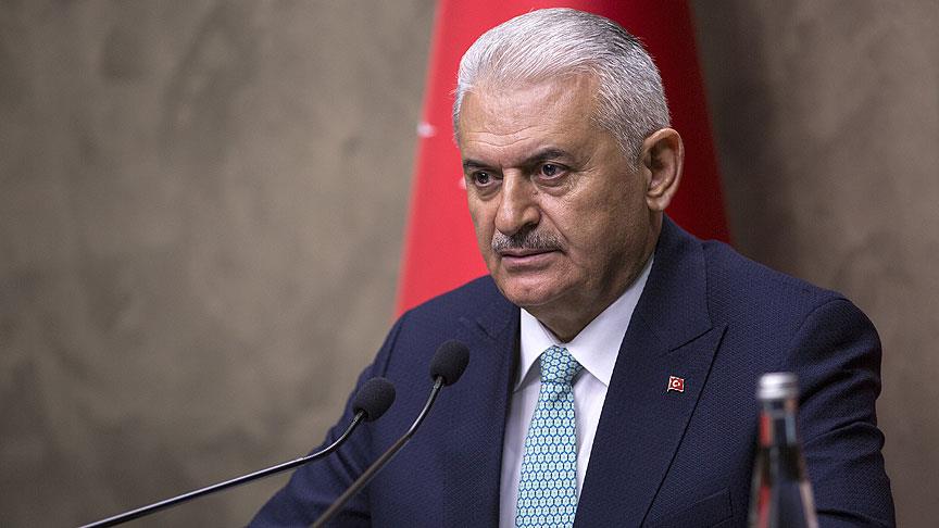 Başbakan Yıldırım SingapuBaşbakan Yıldırım: Memurlarımızı enflasyonun altında bir ücrete mahkum etmeyeceğizr'da