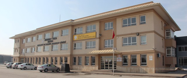 İmkanları cezbetti, öğrenciler KOS’taki bu okula akın etti
